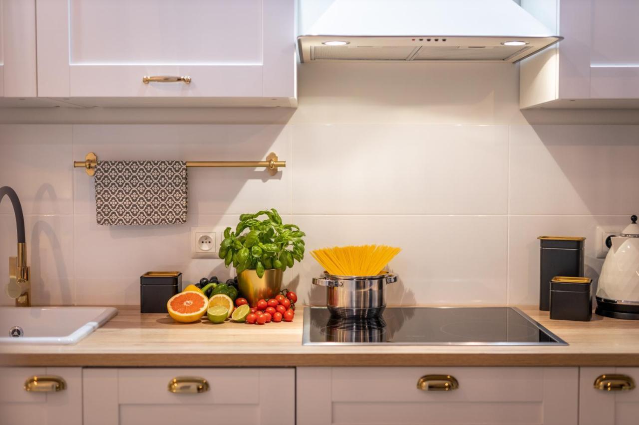 Apartament Kasztelan Lägenhet Ustrzyki Dolne Exteriör bild