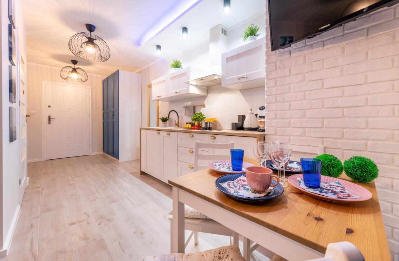 Apartament Kasztelan Lägenhet Ustrzyki Dolne Exteriör bild